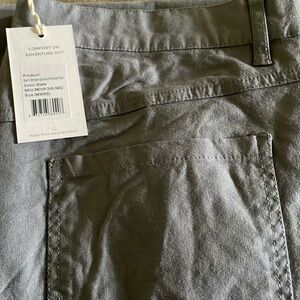Brand new Free Fly Men’s stretch canvas 5 pocket pants. Size 36W x 32L.